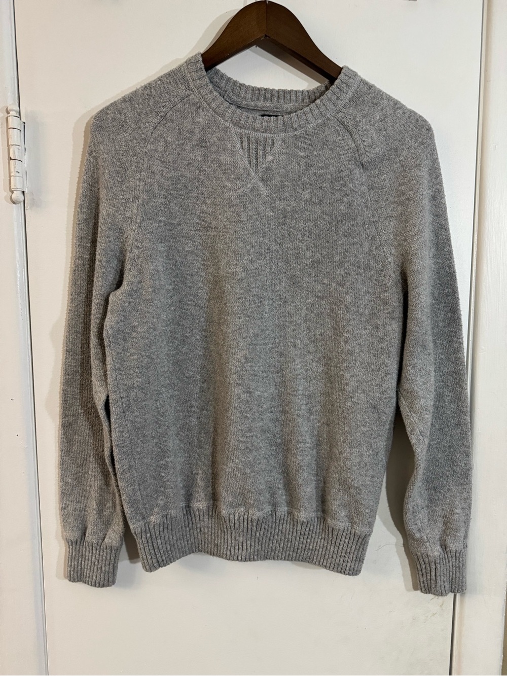 American Eagle Outfitters Gray Crewneck Sweater